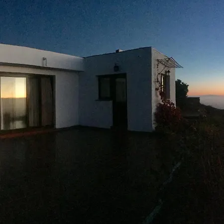 La Casa Del Risco Nyaraló El Pinar de El Hierro