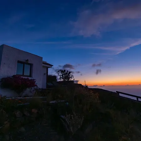 La Casa Del Risco * El Pinar de El Hierro